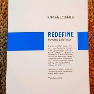Rodan+Fields Redefine macro exfoliator